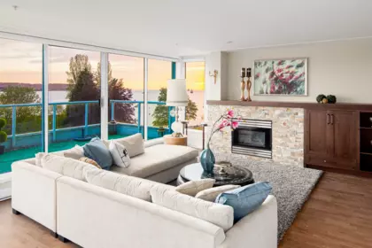 PH 1403 Beach Avenue, Vancouver, BC