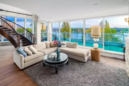 PH 1403 Beach Avenue, Vancouver, BC