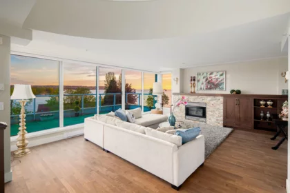 PH 1403 Beach Avenue, Vancouver, BC