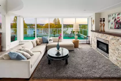 PH 1403 Beach Avenue, Vancouver, BC