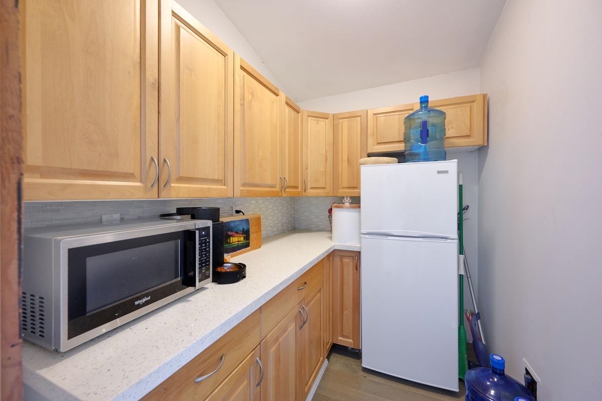 Walk-In Closet Photo of 13993 Silver Valley Road, Maple Ridge, BC