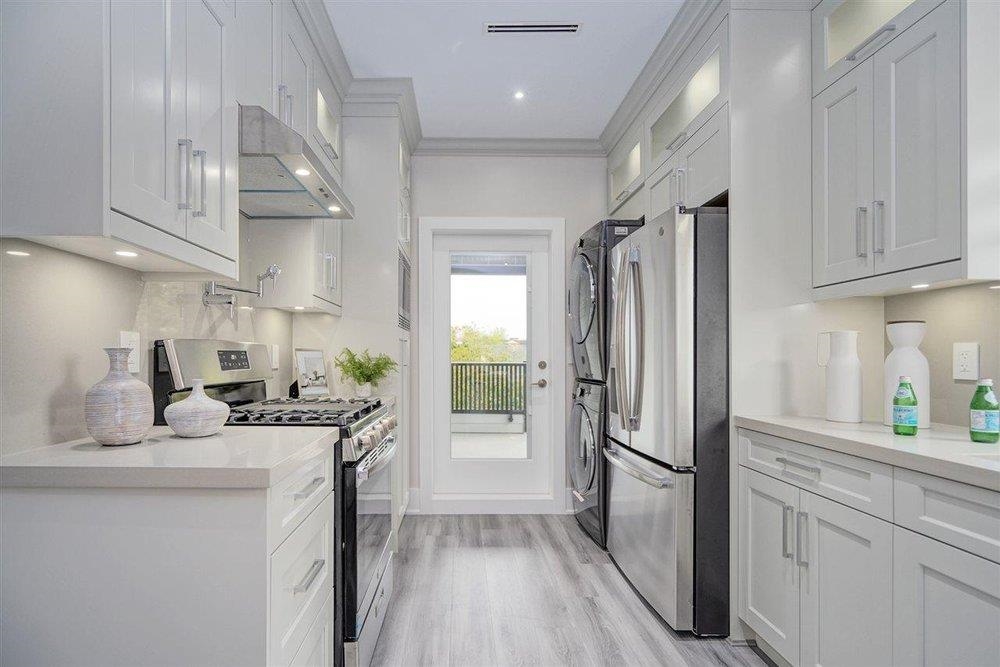 Dining Area Photo of 9131 Steveston Highway, Richmond, BC