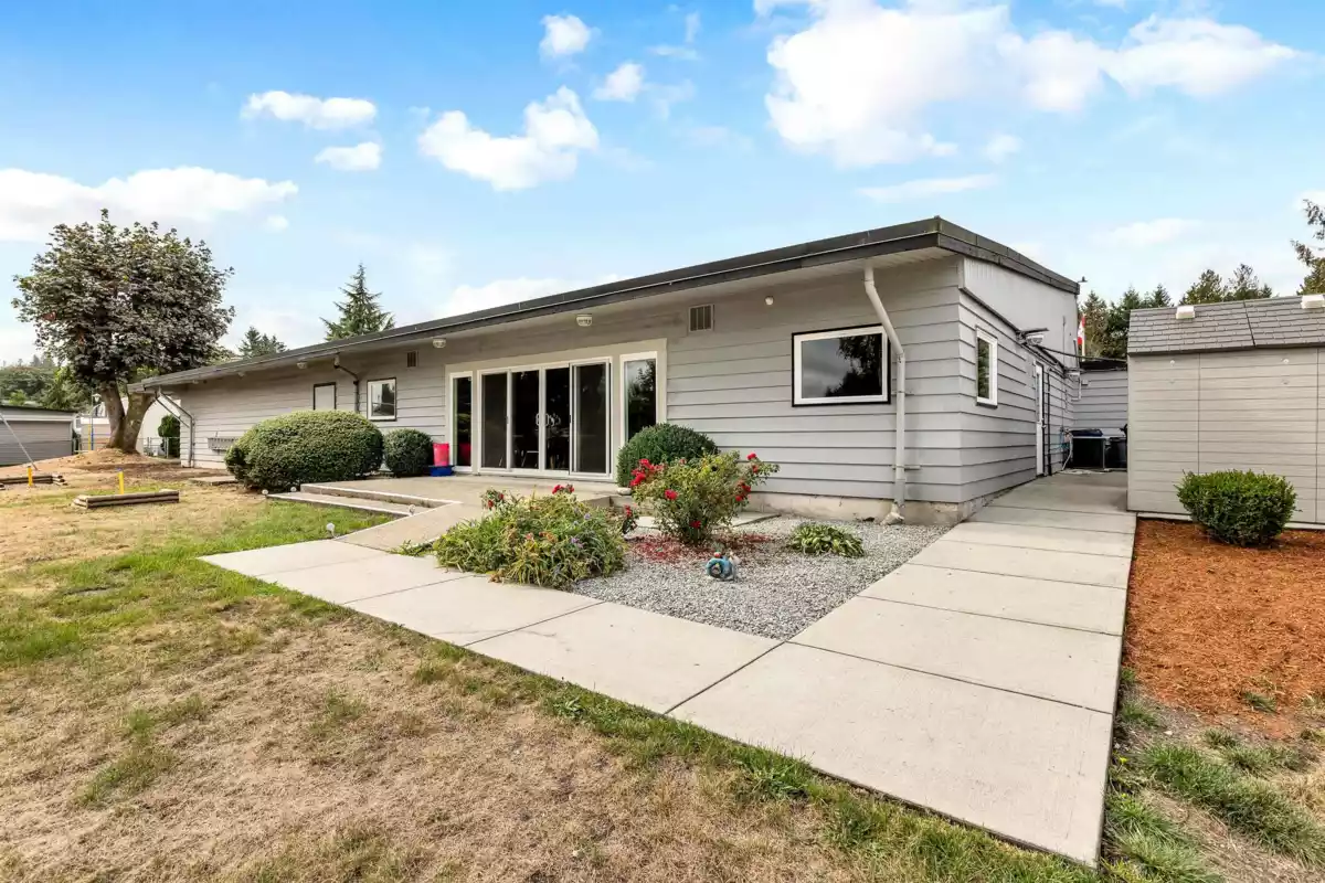 Aerial View of 19635 Planetree Lane, Pitt Meadows, BC