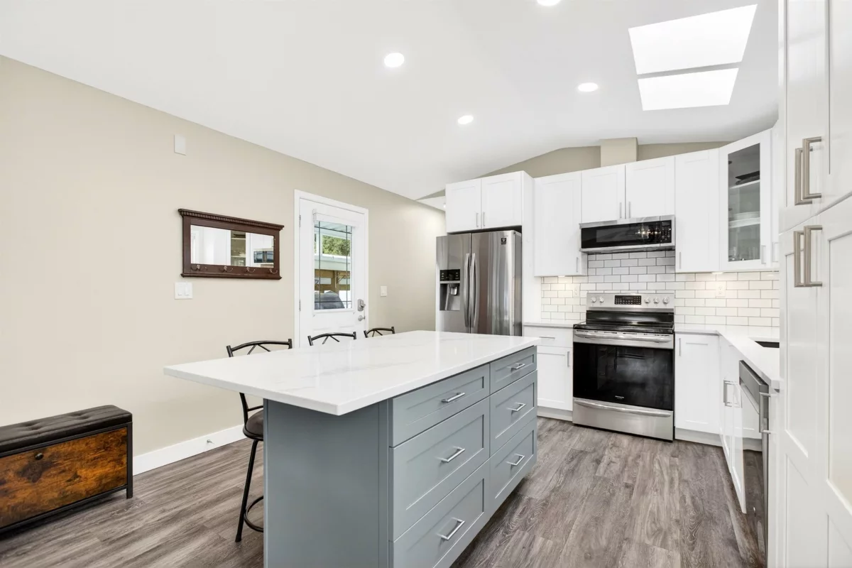 Kitchen Photo of 19635 Planetree Lane, Pitt Meadows, BC