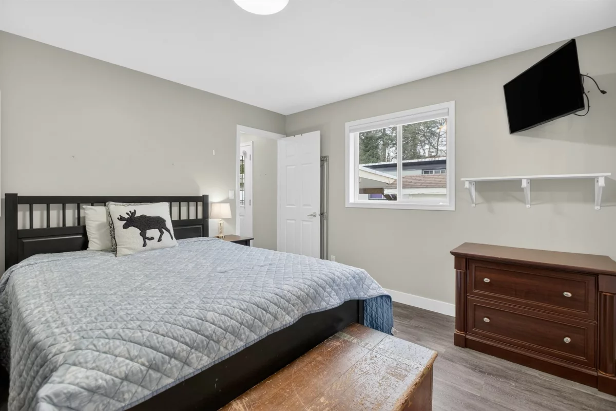 Powder Room Photo of 19635 Planetree Lane, Pitt Meadows, BC