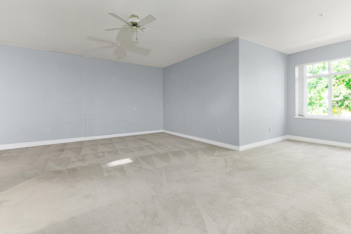 Office / Den Photo of 303 1280 55 Street, Delta, BC