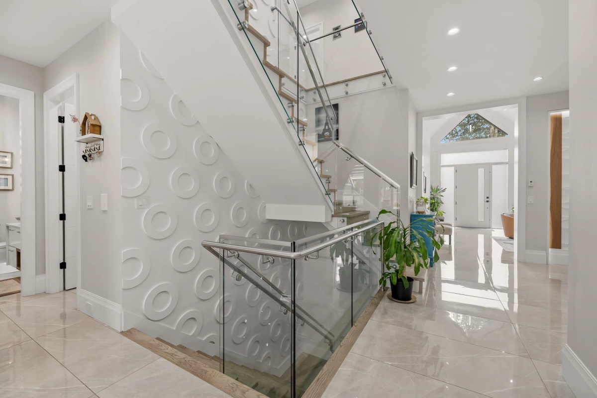 Backyard Photo of 15689 106a Avenue, Surrey, BC