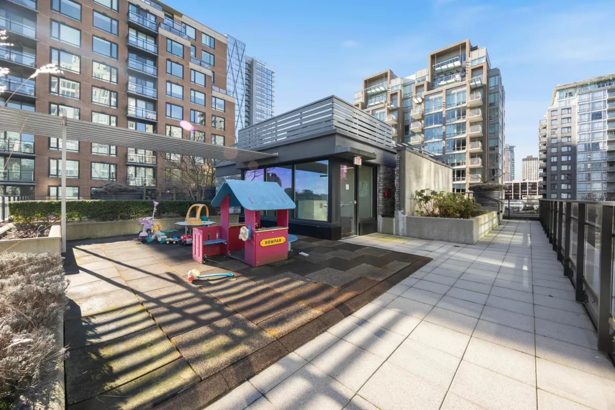 Garage Interior Photo of 1801 1088 Richards Street, Vancouver, BC
