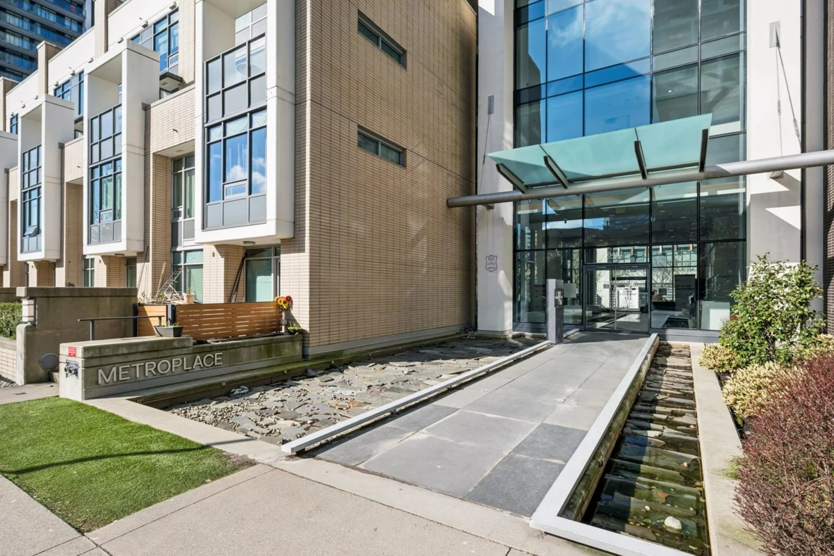 Exterior Rear Photo of 809 6461 Telford Avenue, Burnaby, BC