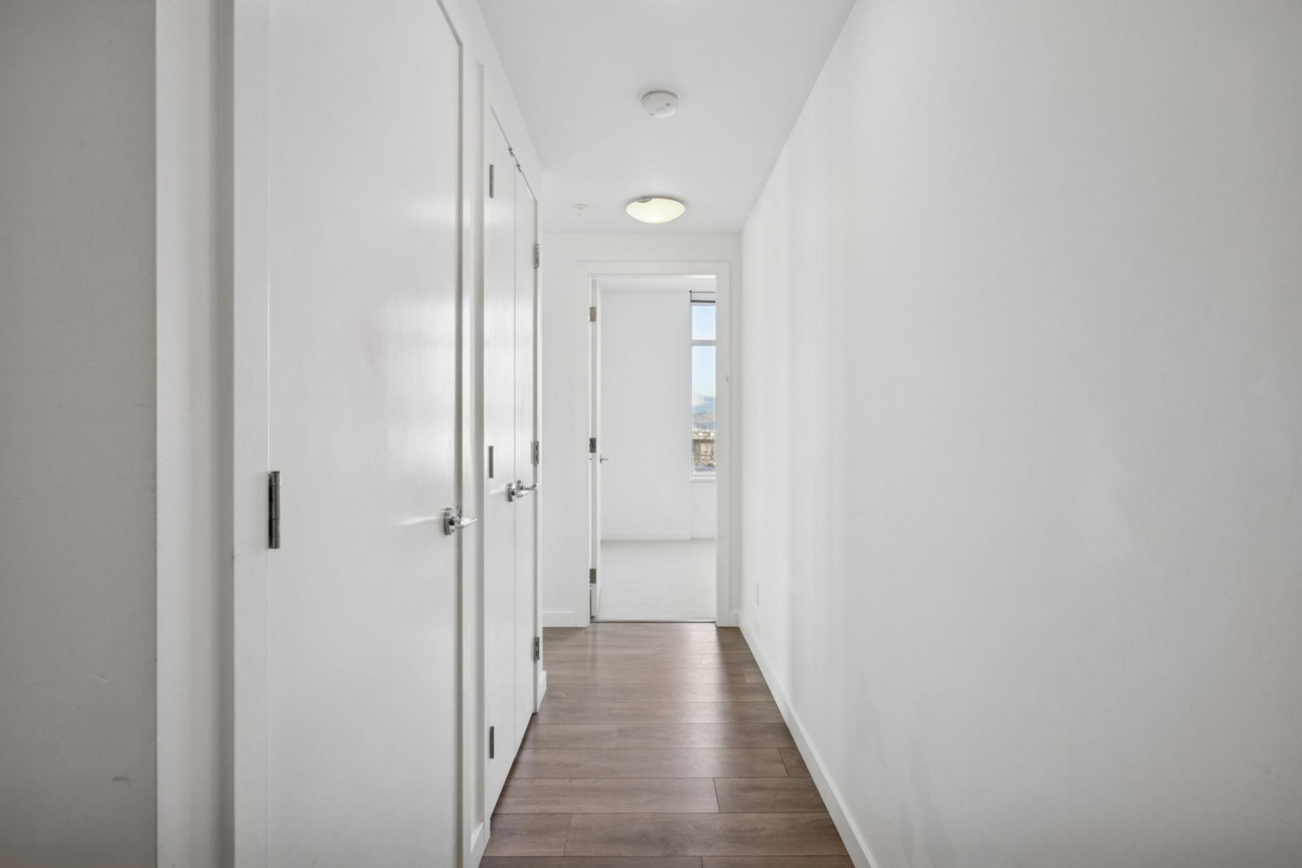 Office / Den Photo of 809 6461 Telford Avenue, Burnaby, BC