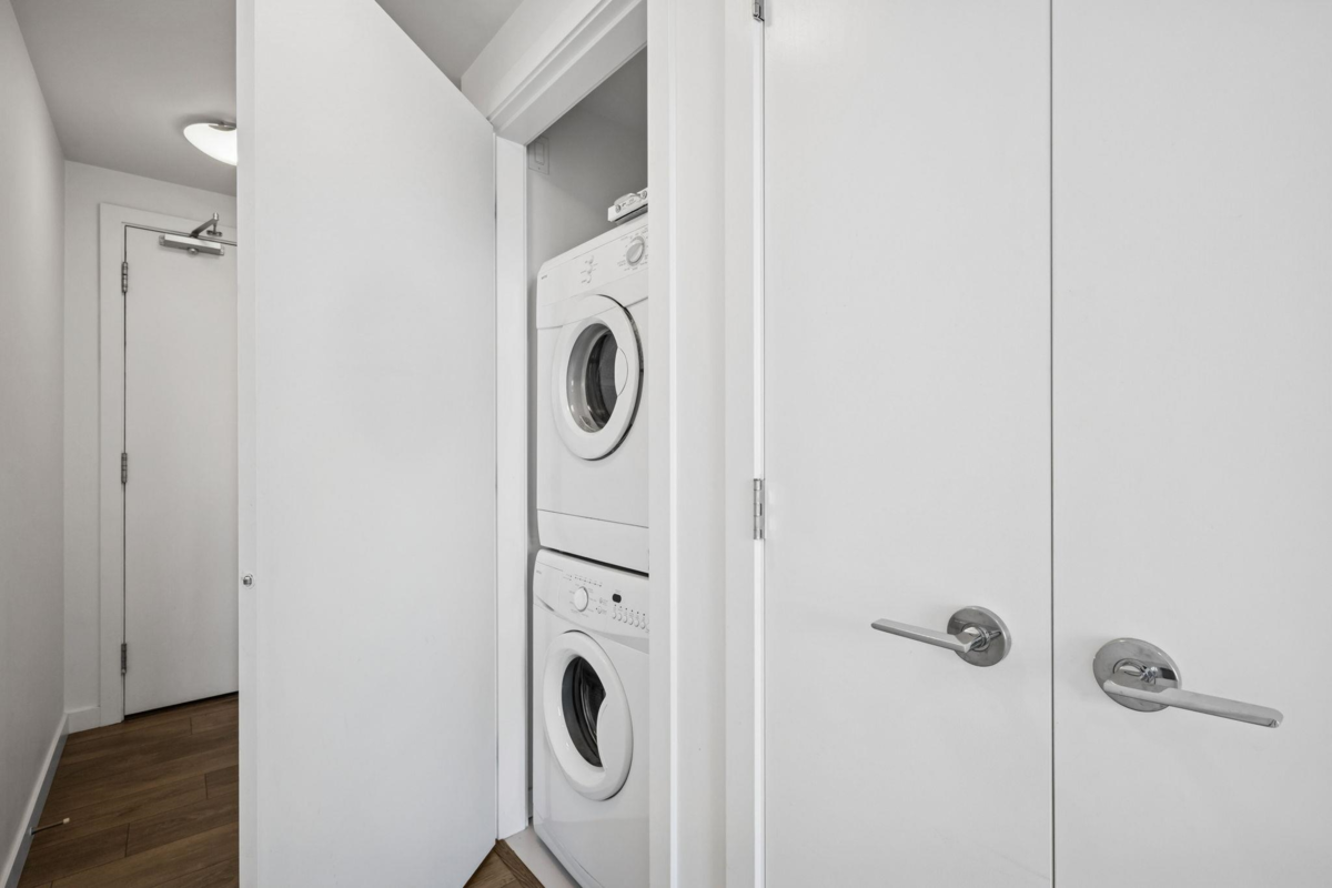 Powder Room Photo of 809 6461 Telford Avenue, Burnaby, BC