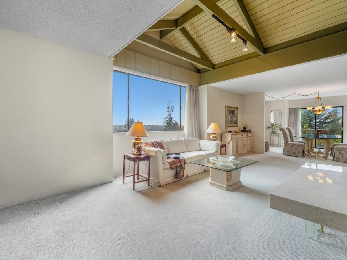 Guest Bathroom Photo of 8355 Nelson Avenue, Burnaby, BC