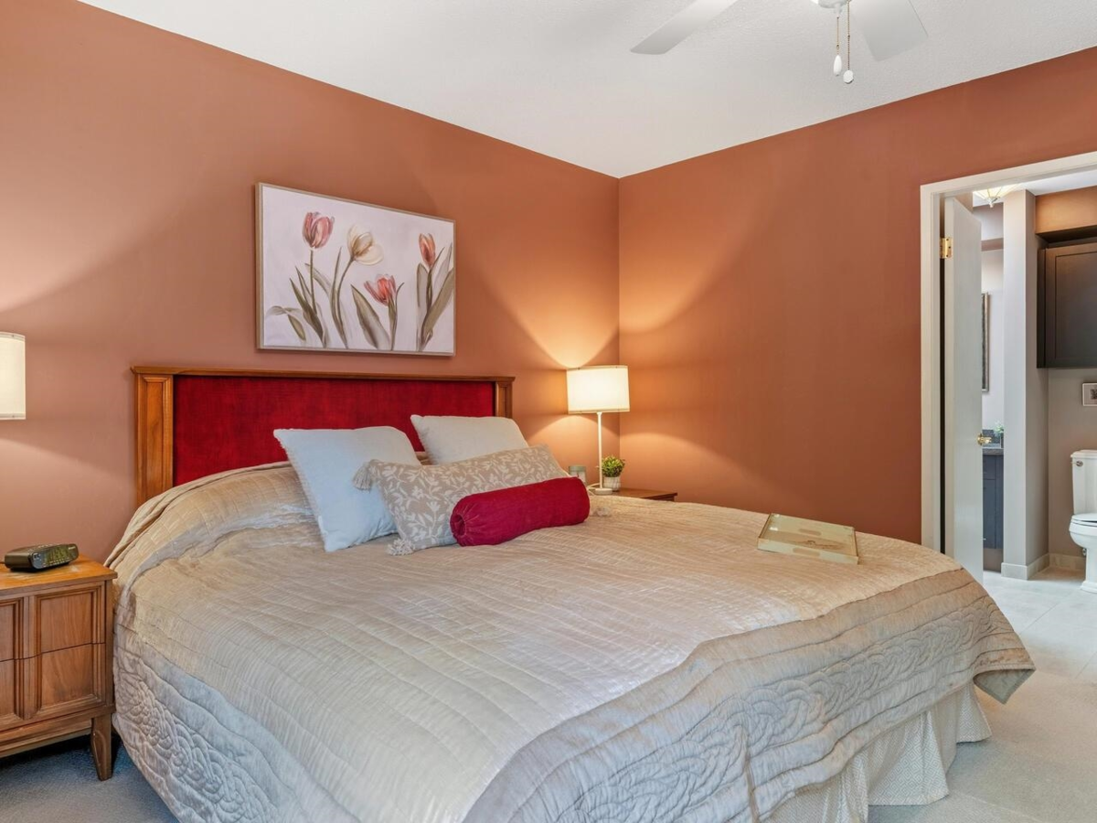 Mudroom Photo of 8355 Nelson Avenue, Burnaby, BC