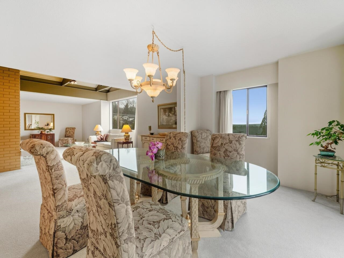 Powder Room Photo of 8355 Nelson Avenue, Burnaby, BC