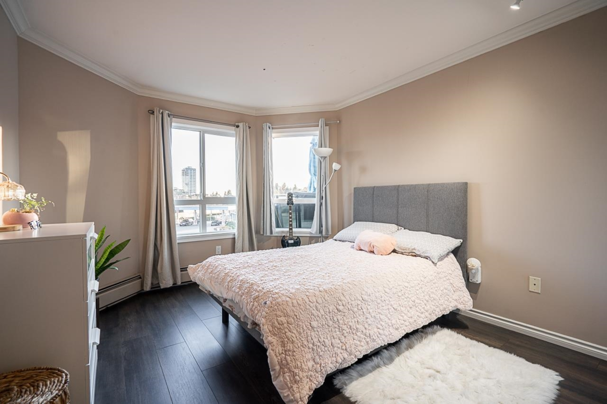 Bedroom 4 Photo of 313 1830 E Southmere Crescent, Surrey, BC