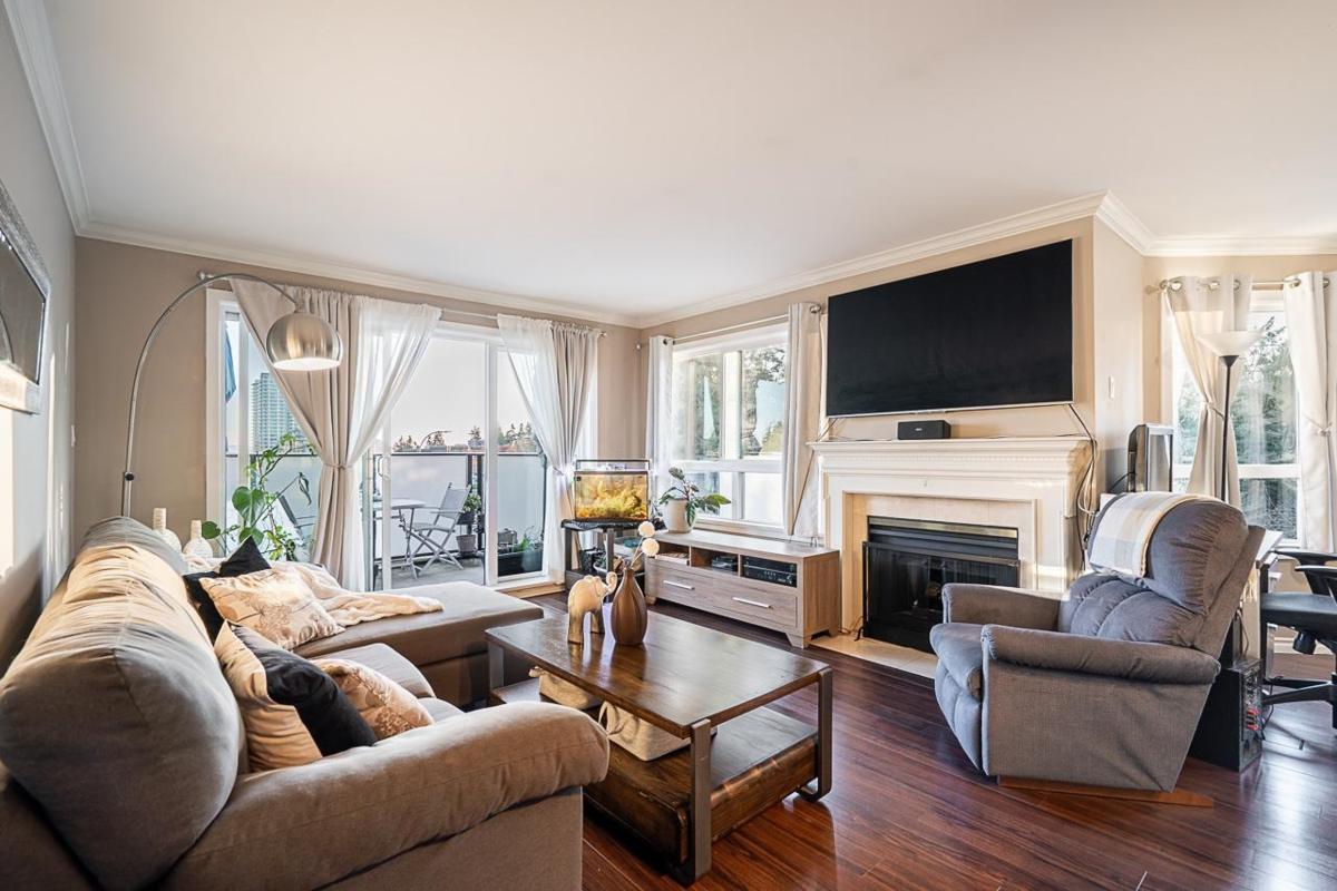 Exterior Rear Photo of 313 1830 E Southmere Crescent, Surrey, BC