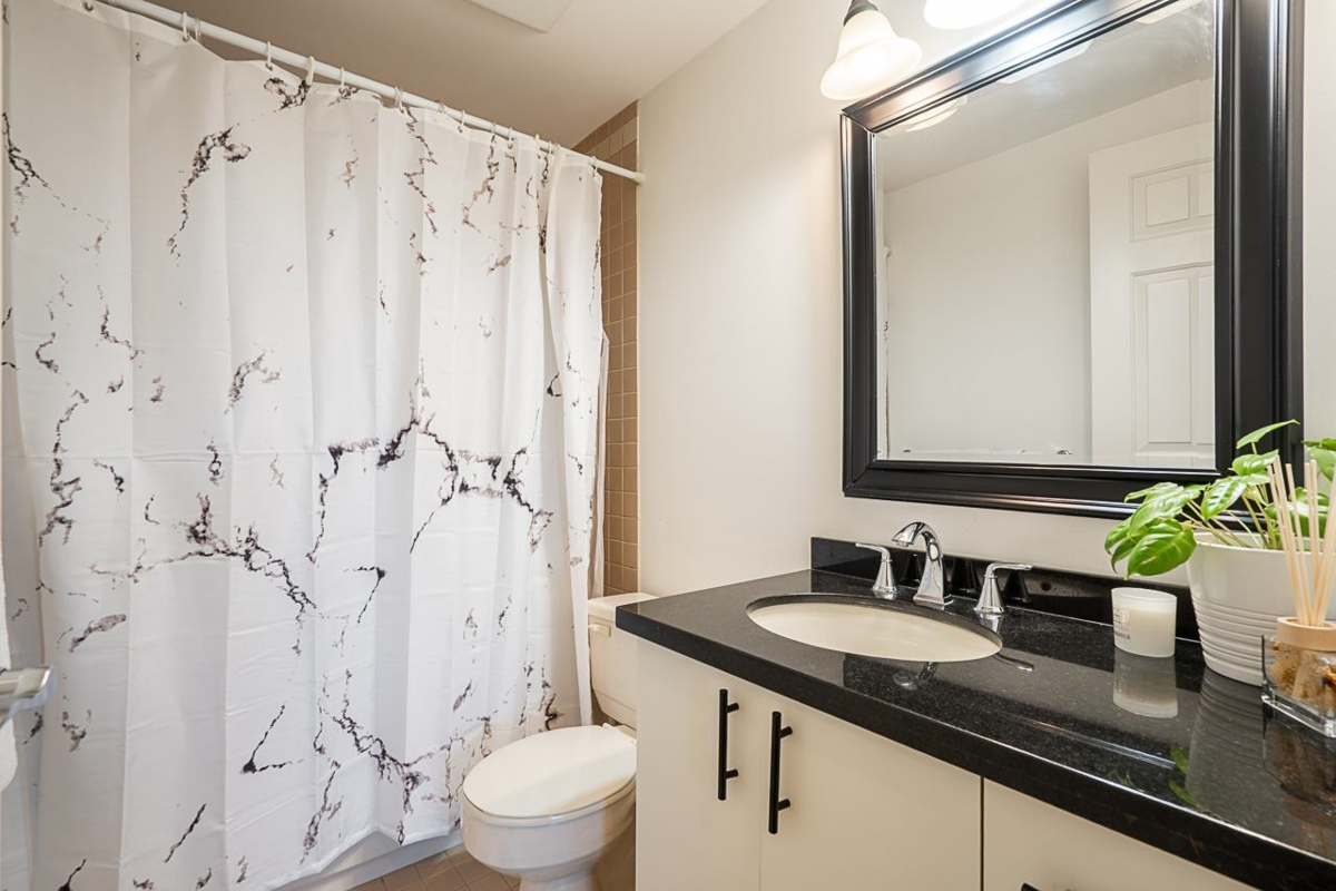 Guest Bathroom Photo of 313 1830 E Southmere Crescent, Surrey, BC