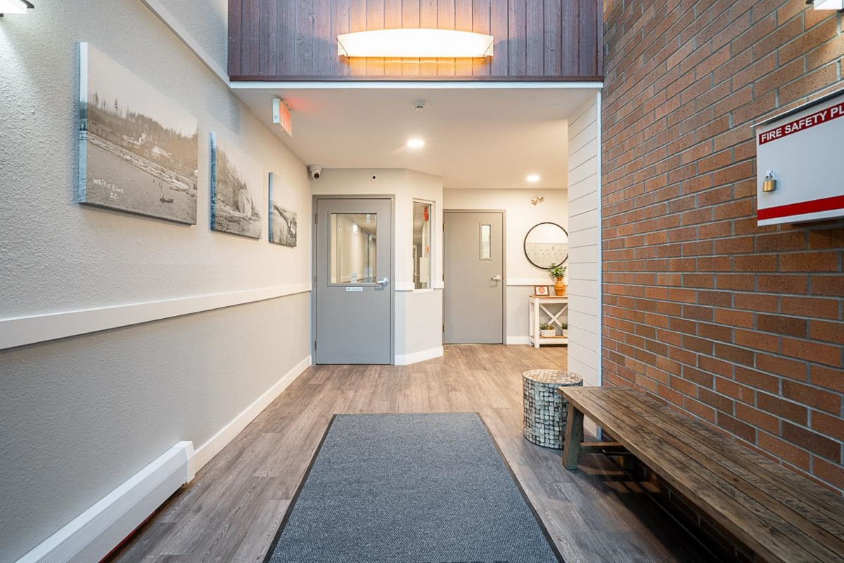 Loft / Bonus Room Photo of 313 1830 E Southmere Crescent, Surrey, BC