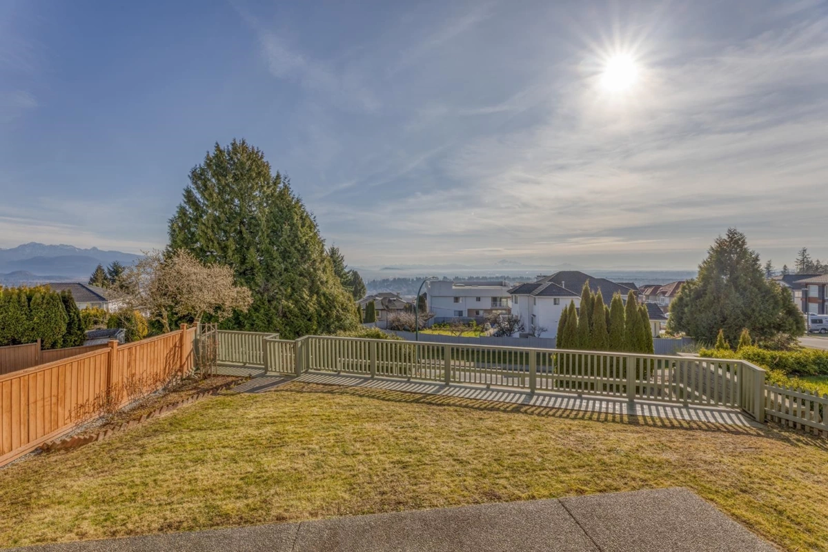 Outdoor Kitchen Photo of 2750 Westlake Drive, Coquitlam, BC