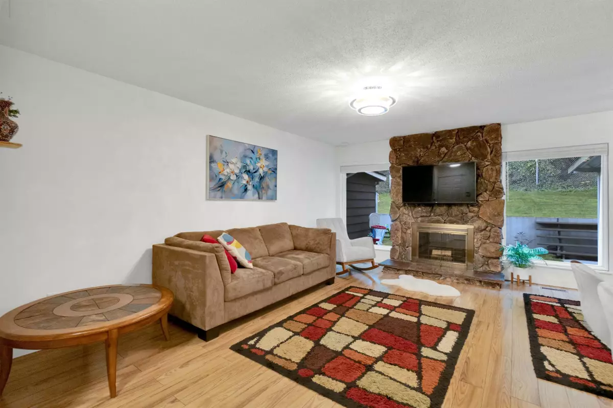 Dining Area Photo of 1230 Bluff Drive, Coquitlam, BC