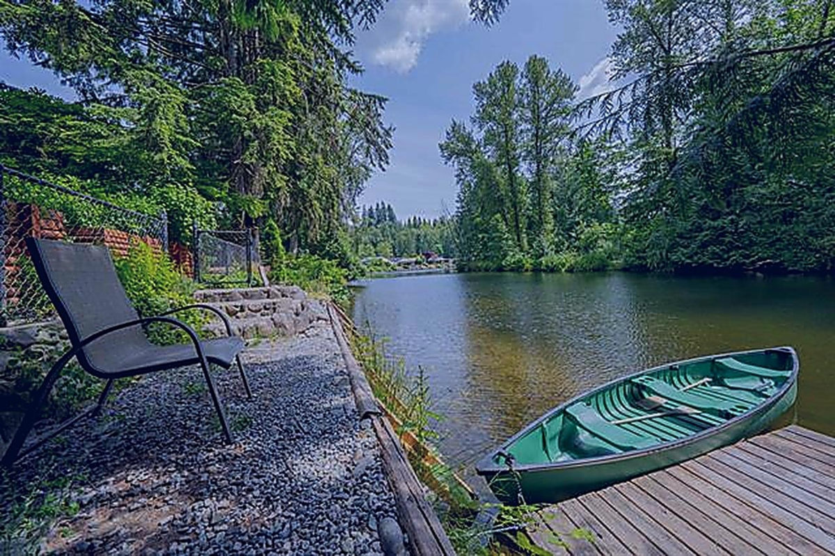 Hallway Photo of 1230 Bluff Drive, Coquitlam, BC