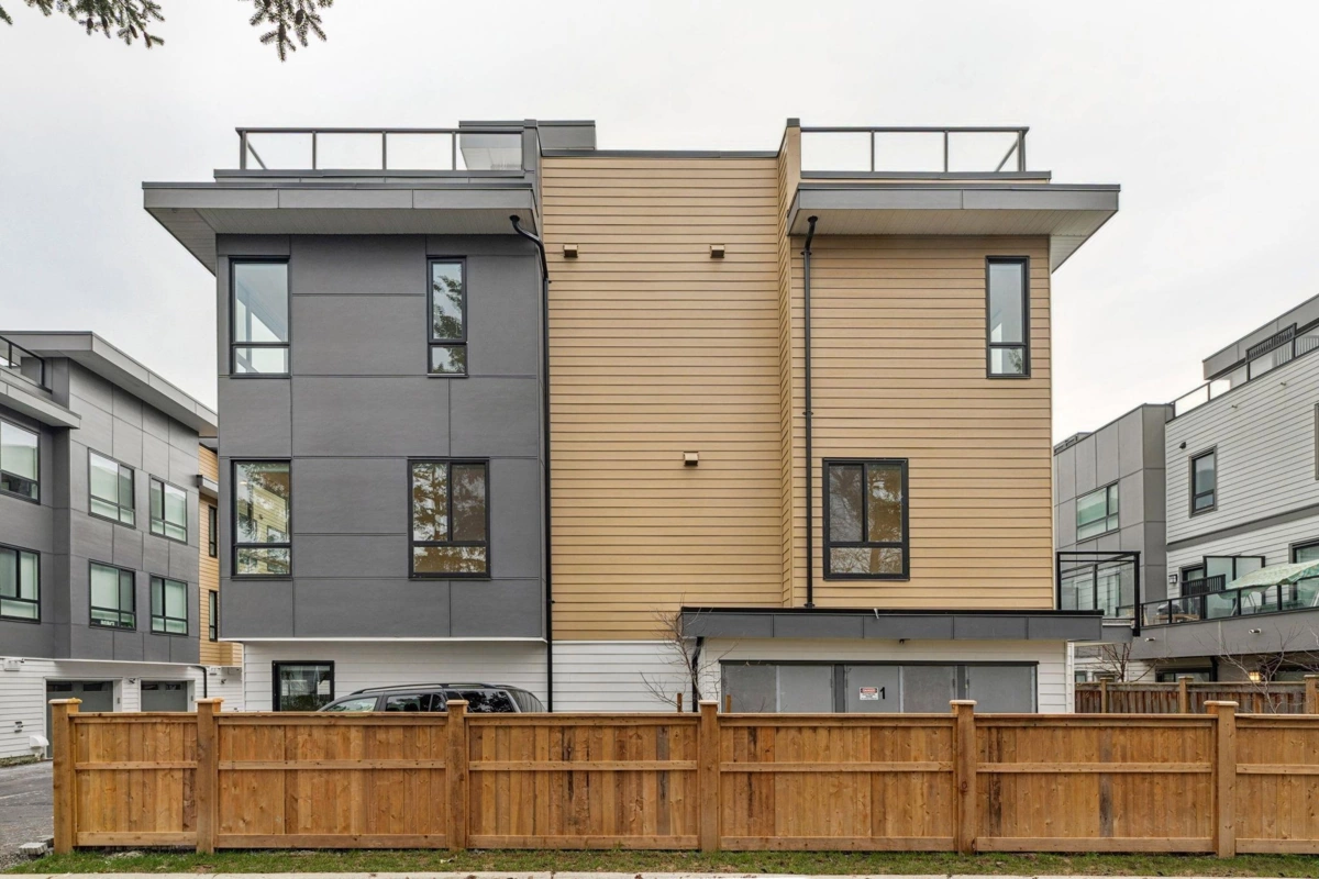 Aerial View of 7 19667 55a Avenue, Langley, BC