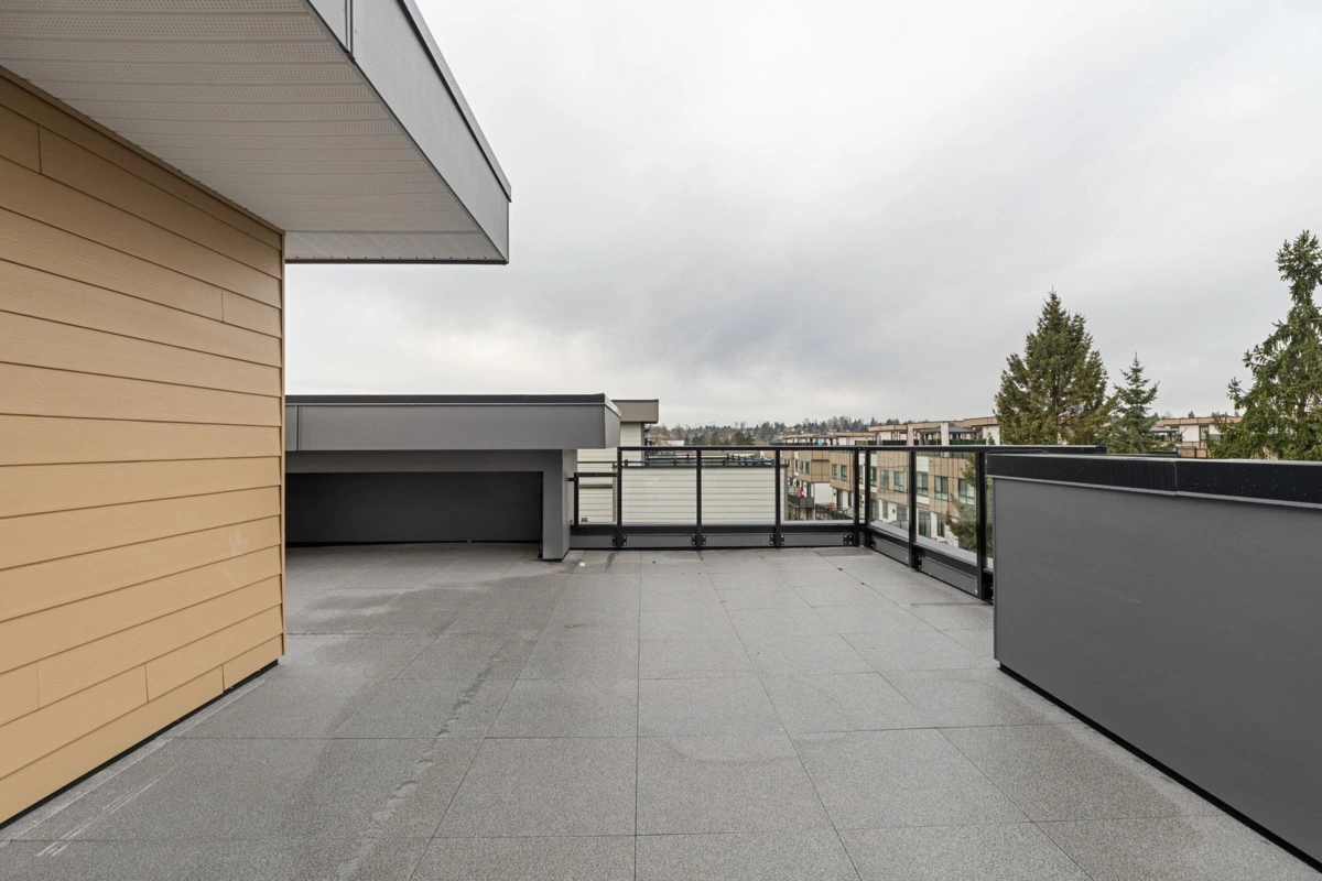 Backyard Photo of 7 19667 55a Avenue, Langley, BC