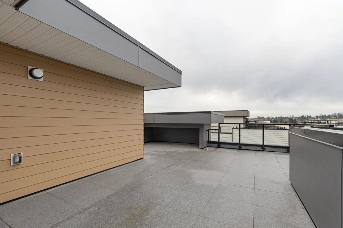 Outdoor Deck Photo of 7 19667 55a Avenue, Langley, BC