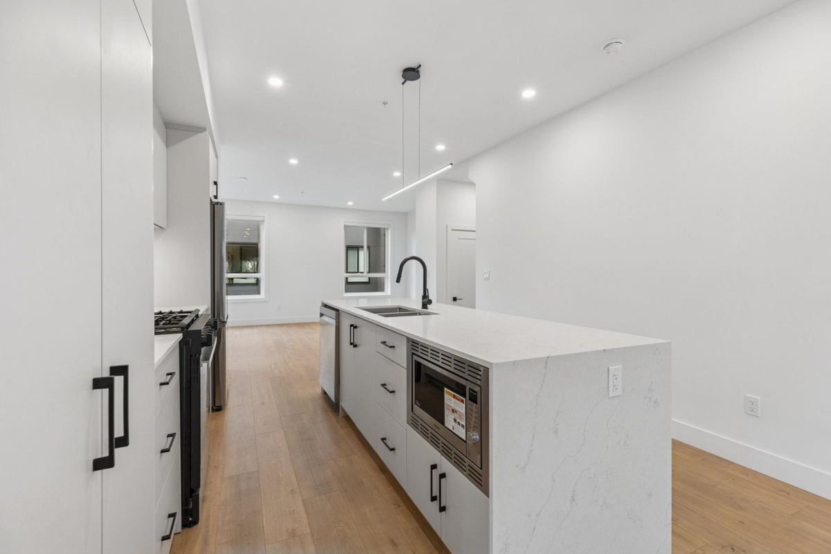 Powder Room Photo of 7 19667 55a Avenue, Langley, BC