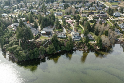 Fitness Center Photo Near 6484 N Gale Avenue, Sechelt, BC
