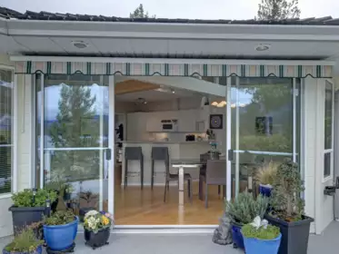 Walk-In Closet Photo of 6484 N Gale Avenue, Sechelt, BC