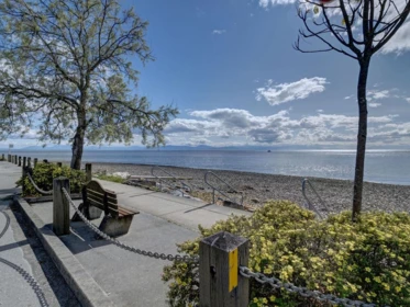 Office / Den Photo of 360 5160 Davis Bay Road, Sechelt, BC