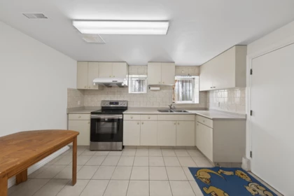 Basement Recreation Room Photo of 3571 E 46th Avenue, Vancouver, BC