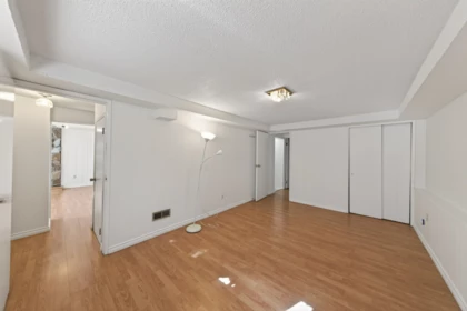 Powder Room Photo of 3571 E 46th Avenue, Vancouver, BC