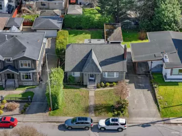 Hot Tub / Spa Photo of 7758 15th Avenue, Burnaby, BC