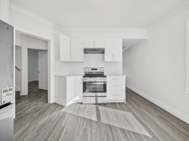 Entry Foyer Photo of 12734 246 Street, Maple Ridge, BC