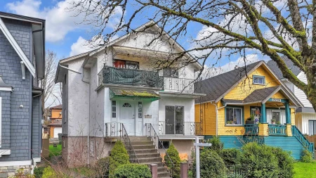 Outdoor Kitchen Photo of 2223 E 8th Avenue, Vancouver, BC
