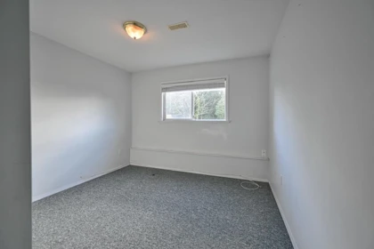Hallway Photo of 32948 10th Avenue, Mission, BC
