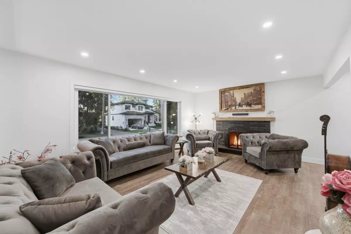 Dining Area Photo of 34694 Beverley Crescent, Abbotsford, BC
