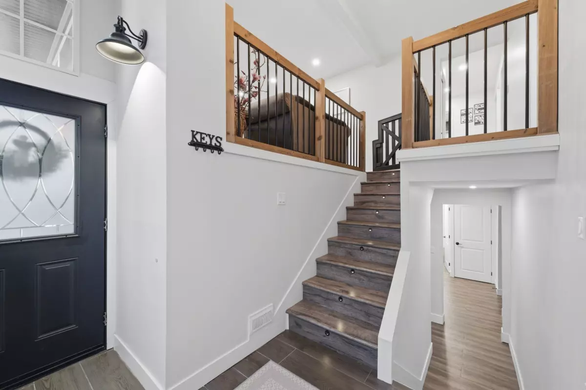 Family Room Photo of 34694 Beverley Crescent, Abbotsford, BC