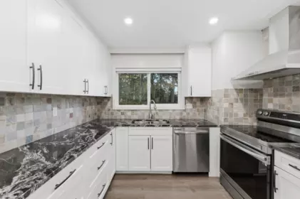 Breakfast Nook Photo of 34694 Beverley Crescent, Abbotsford, BC