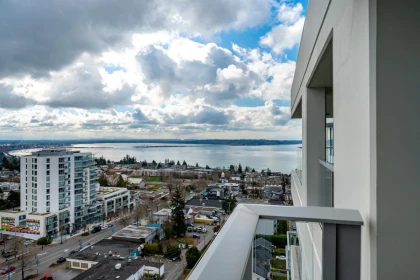 Backyard Photo of 1503 15165 Thrift Avenue, White Rock, BC