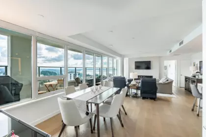 Breakfast Nook Photo of 1503 15165 Thrift Avenue, White Rock, BC