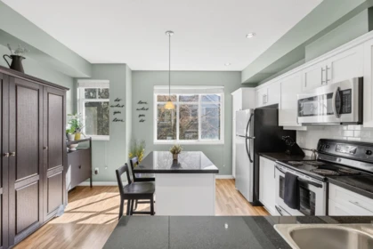 13 6635 192 Street, Surrey, BC, Surrey — Townhouse for sale
