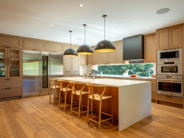 Breakfast Nook Photo of 6464 St Andrews Way, Whistler, BC