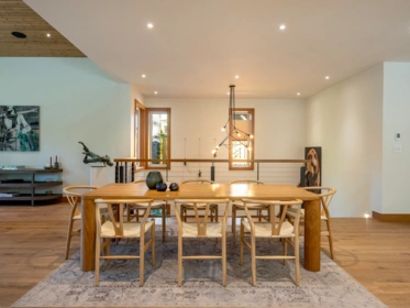 Kitchen Island Photo of 6464 St Andrews Way, Whistler, BC