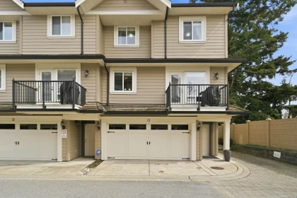 Backyard Photo of 13 3268 156a Street, Surrey, BC