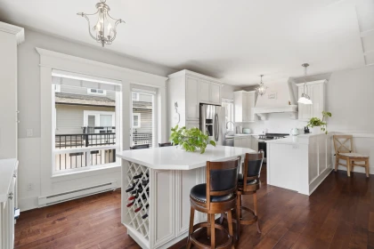Kitchen Island Photo of 13 3268 156a Street, Surrey, BC