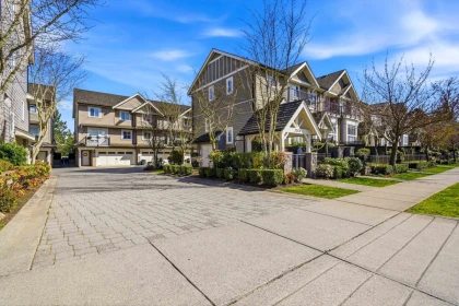 Outdoor Deck Photo of 13 3268 156a Street, Surrey, BC