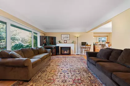 4860 Southlawn Drive, Burnaby, BC, Burnaby — Single Family Residence for sale